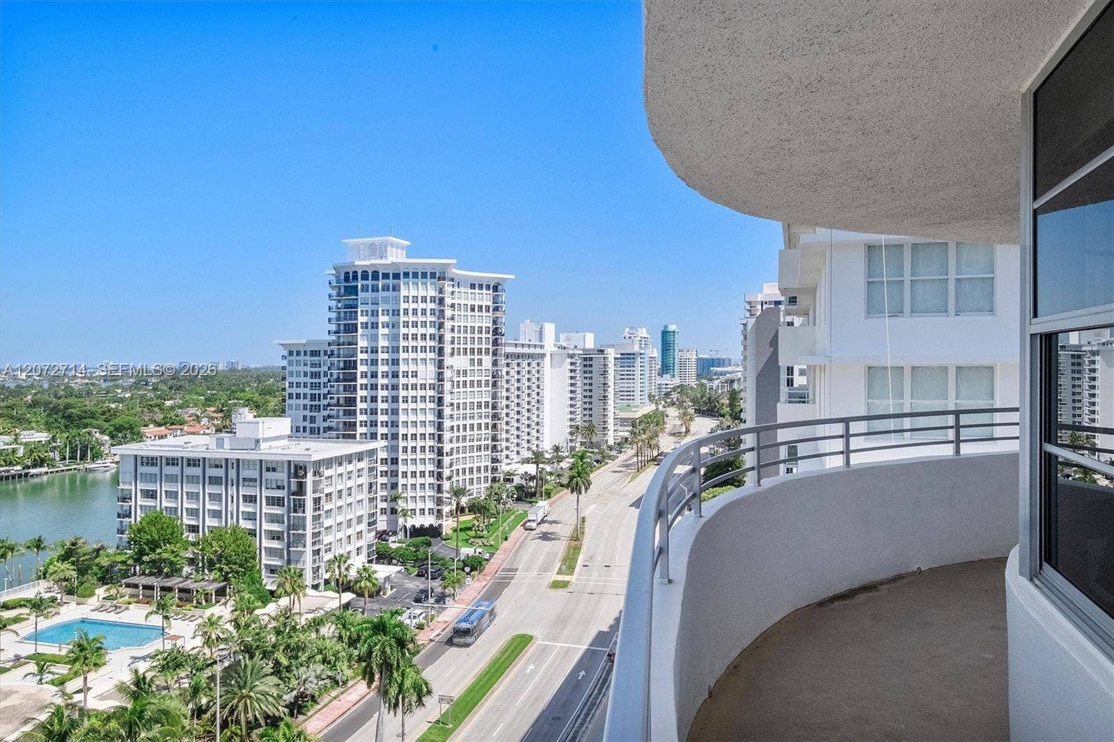5555 Collins Avenue, #16B, Miami Beach, FL 33140 Photo 32