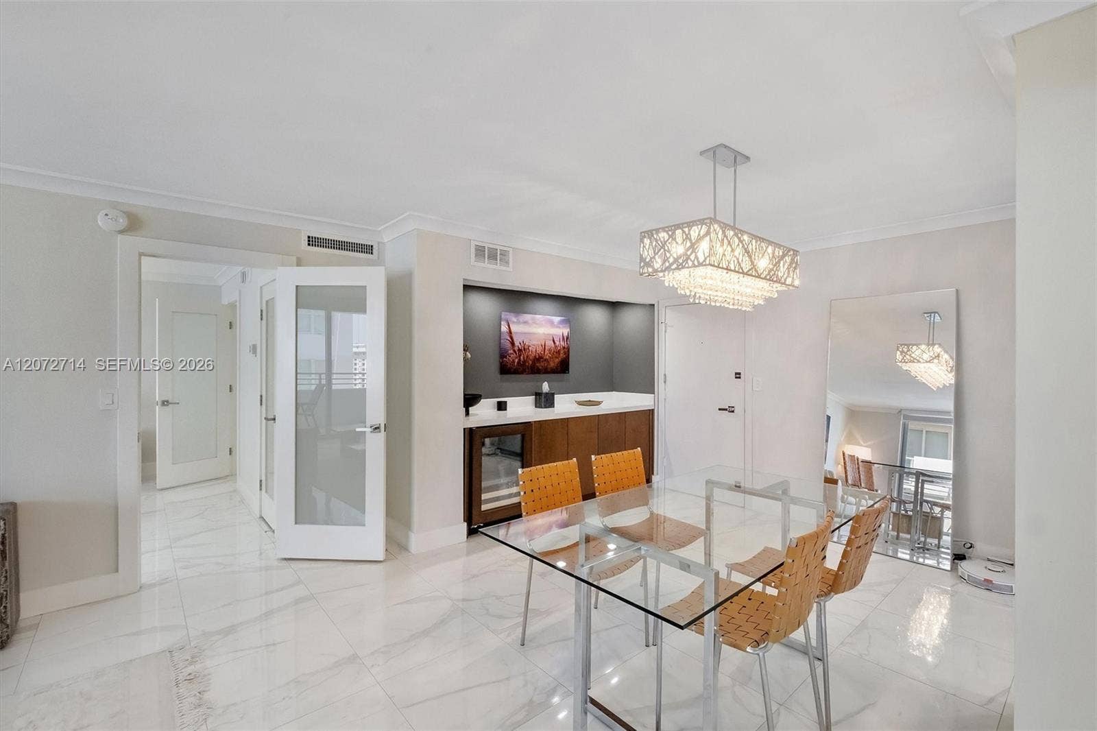 5555 Collins Avenue, #16B, Miami Beach, FL 33140 Photo 4