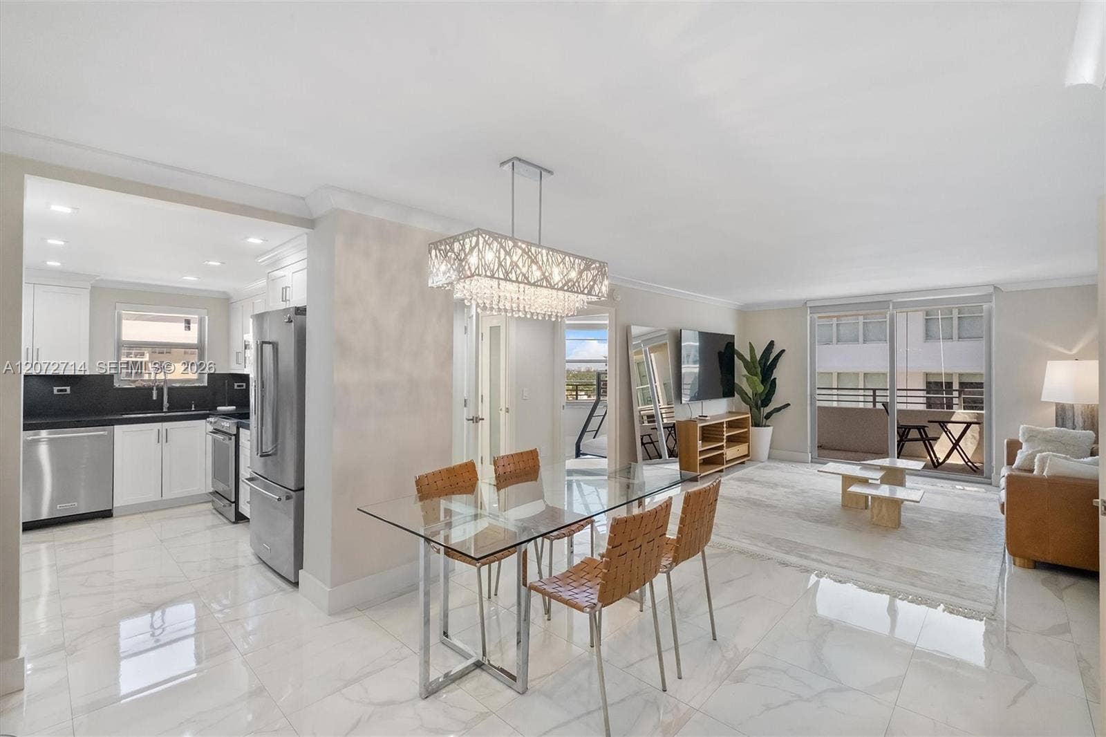 5555 Collins Avenue, #16B, Miami Beach, FL 33140 Photo 5