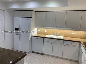 8855 Collins Avenue, #5B, Surfside, FL 33154 Photo 4