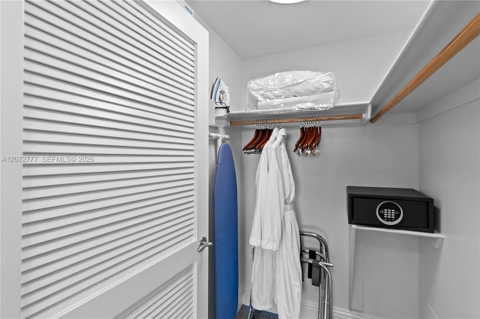 Primary walk in closet