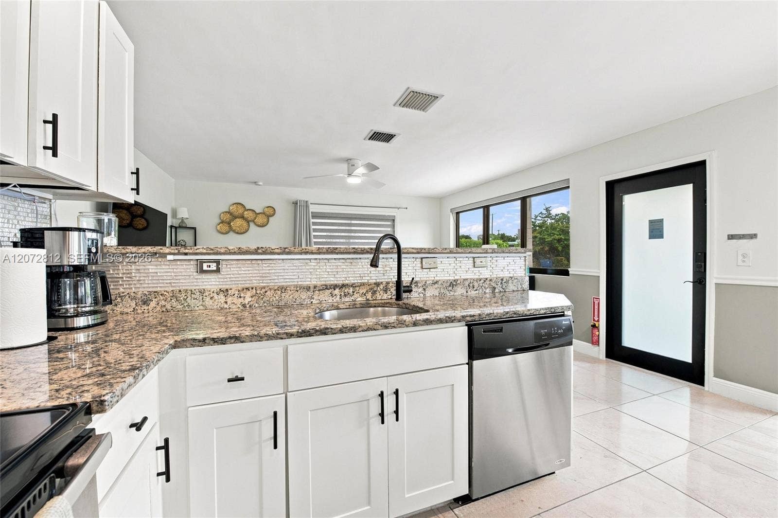 2616 NE 6th Avenue, Wilton Manors, FL 33334 Photo 12