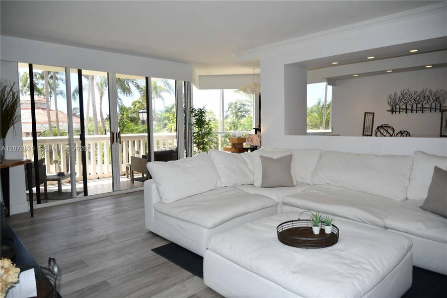 Property photo for 1000 E Island Boulevard, #303, Aventura, FL
