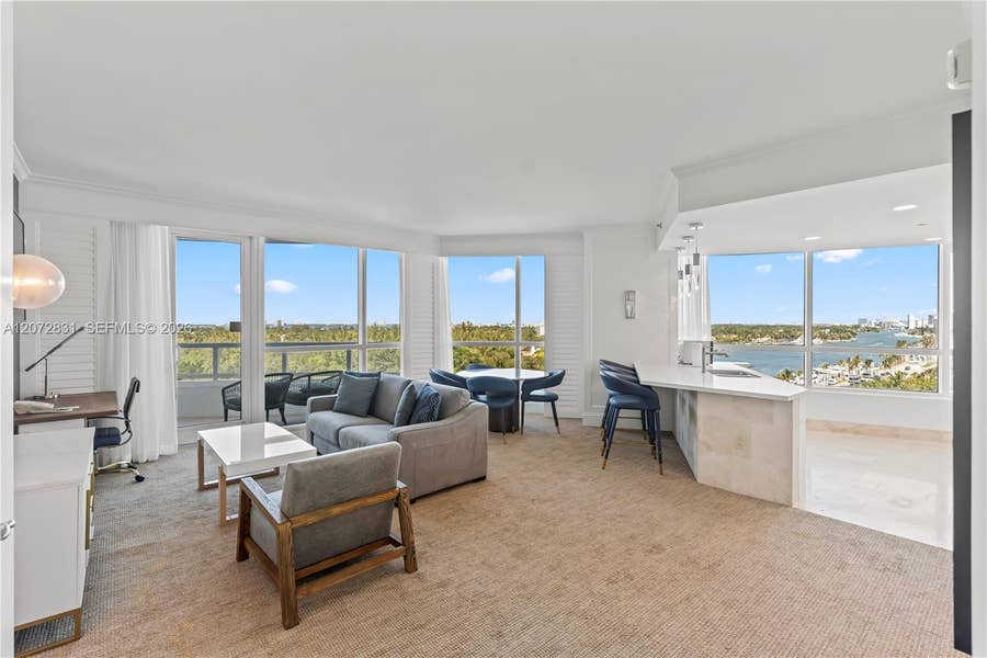 Property photo for 4401 Collins Avenue, #915, Miami Beach, FL