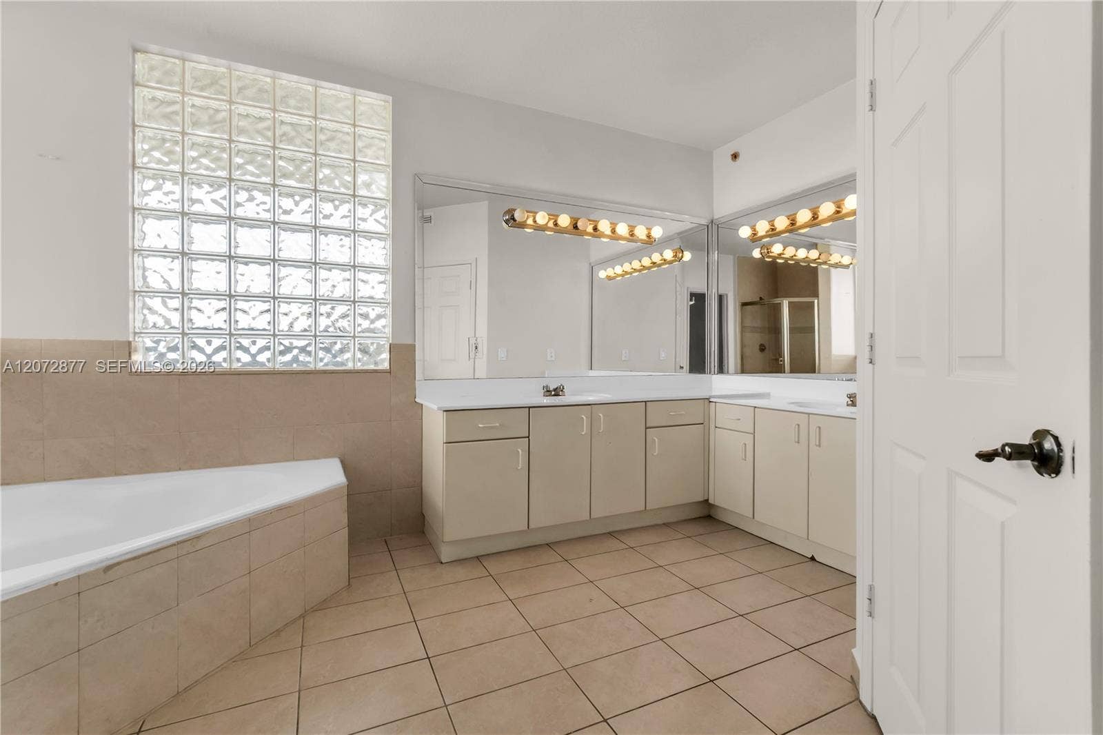 1650 Coral Way, #PH-9, Miami, FL 33145 Photo 19