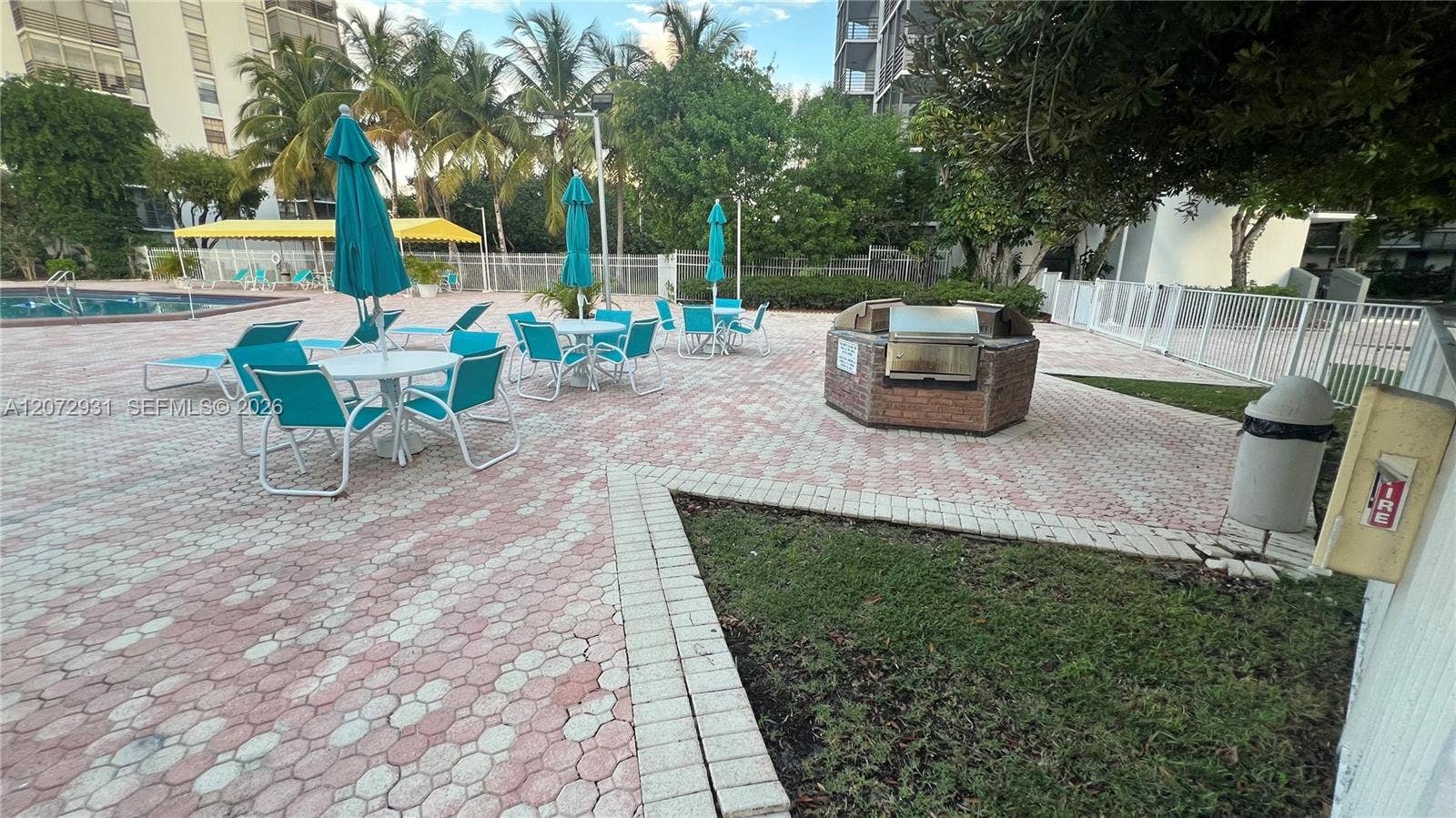 20500 W Country Club Drive, #117, Aventura, FL 33180 Photo 10