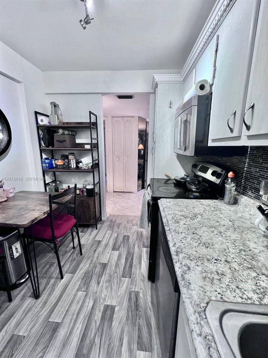 Aventura, FL 33180 Photo 12