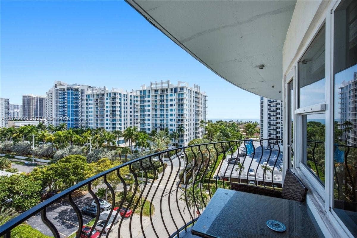 3250 NE 28th Street, #806, Fort Lauderdale, FL 33308 Photo 14
