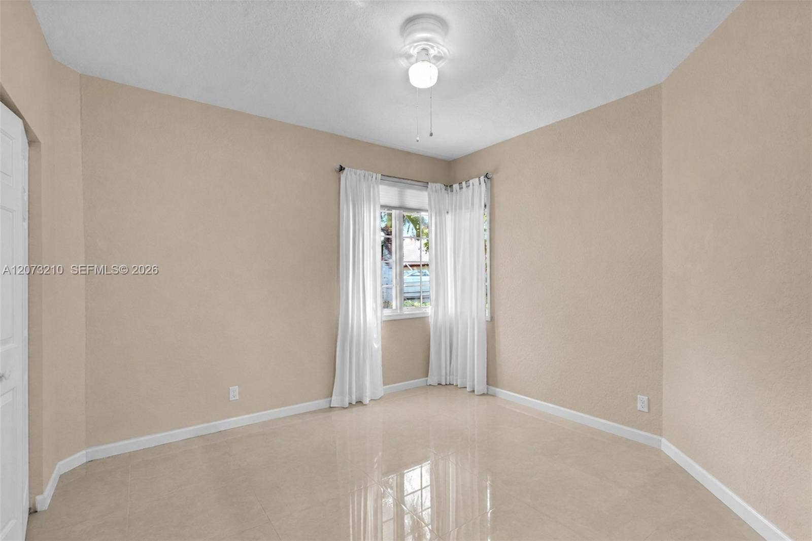 1090 SW 156th Avenue, Pembroke Pines, FL 33027 Photo 20