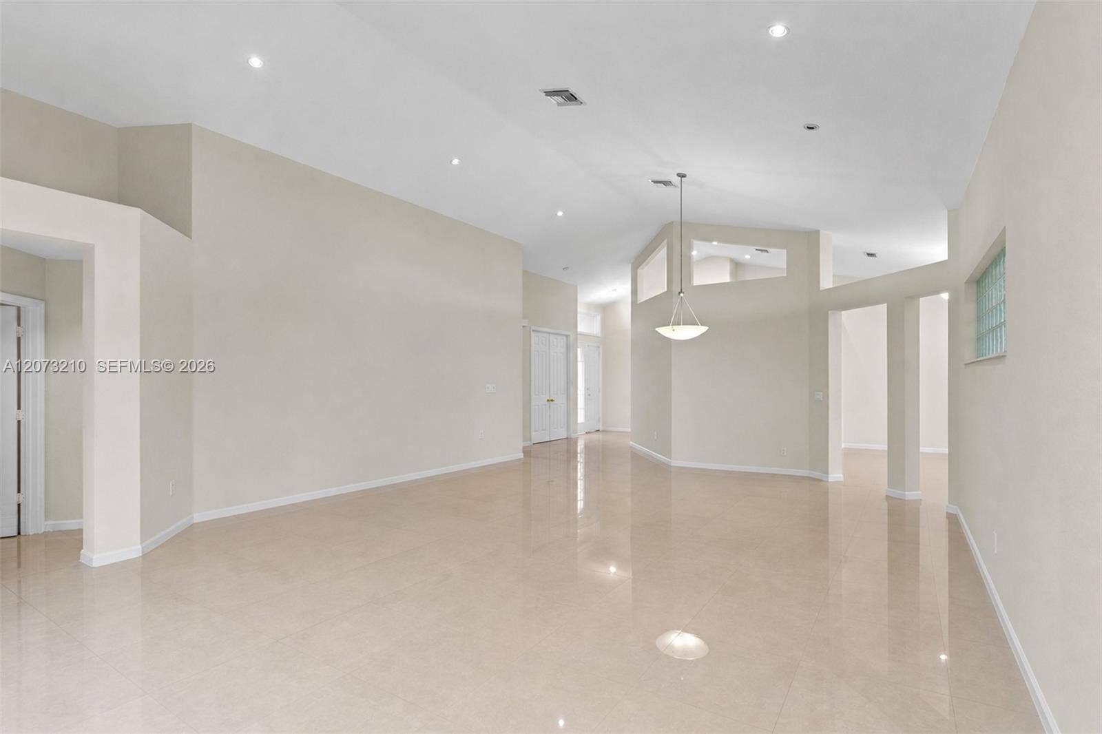 1090 SW 156th Avenue, Pembroke Pines, FL 33027 Photo 12