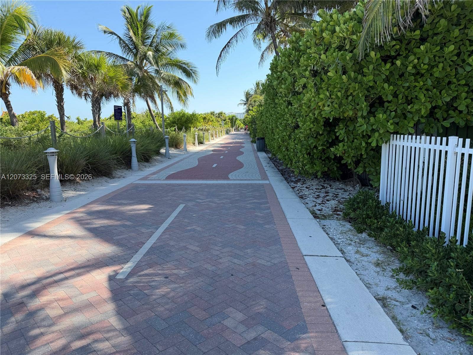 2457 Collins Avenue, #1405, Miami Beach, FL 33140 Photo 48