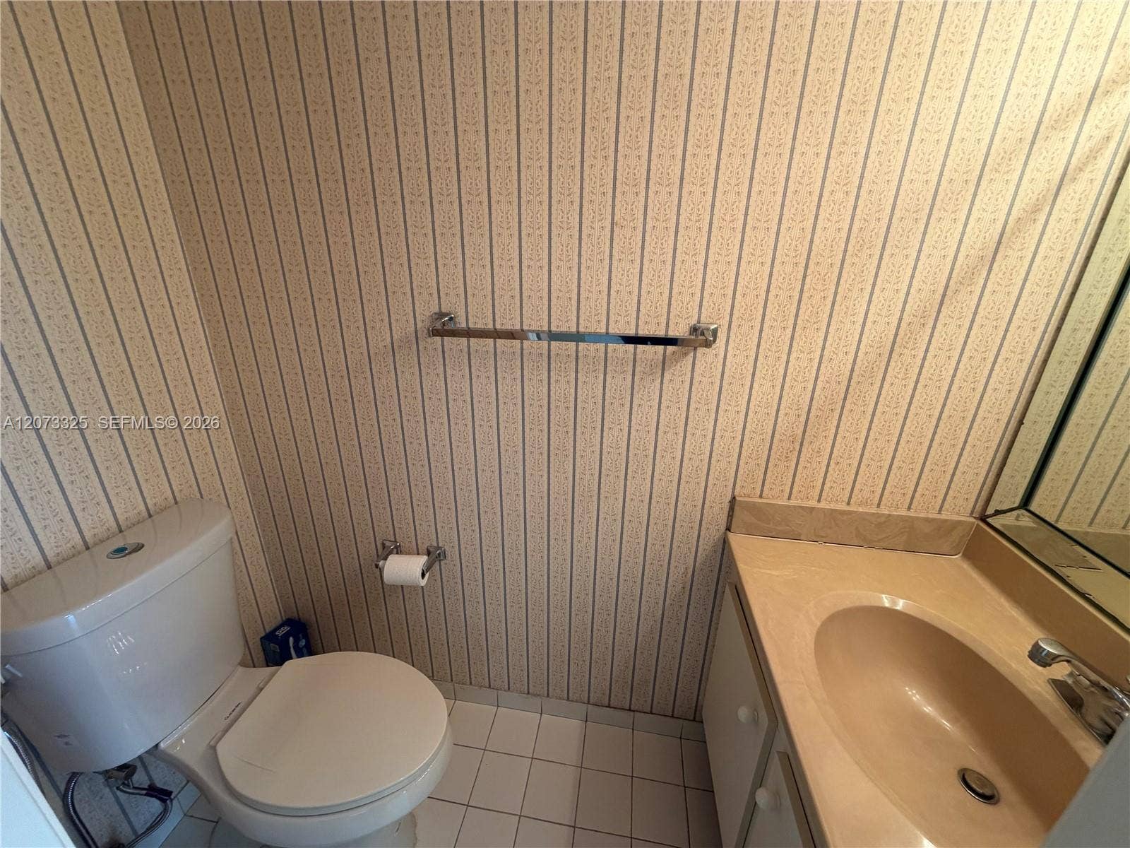 2457 Collins Avenue, #1405, Miami Beach, FL 33140 Photo 17