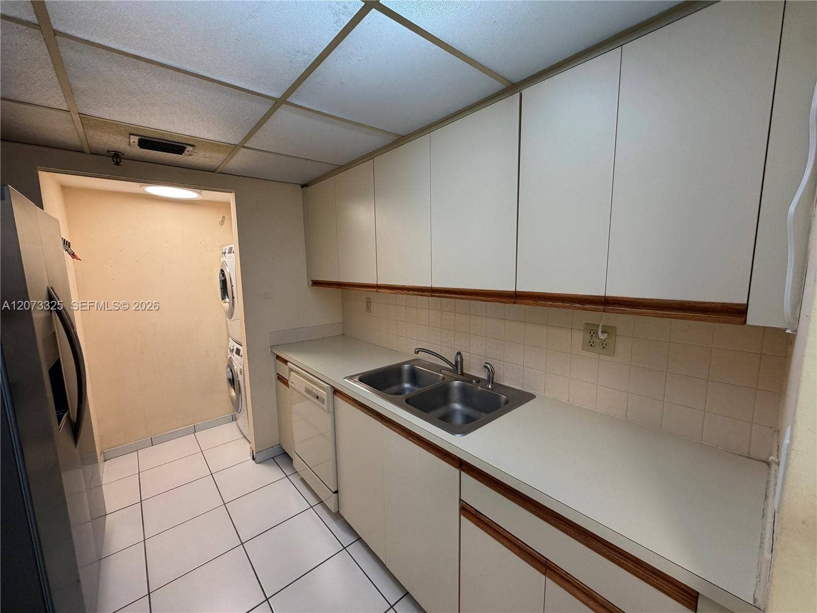 2457 Collins Avenue, #1405, Miami Beach, FL 33140 Photo 15