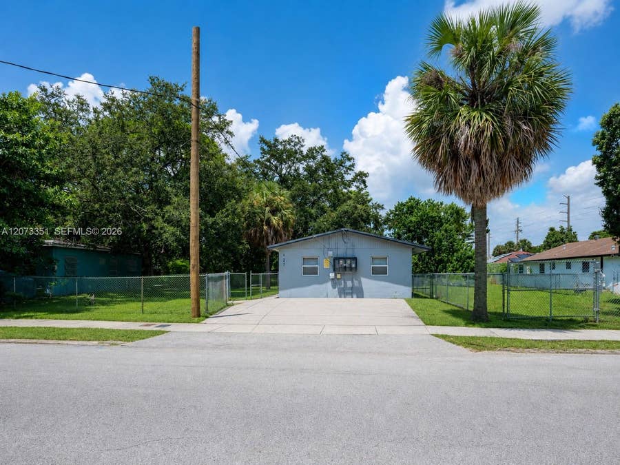 Property photo for 429 NW 14th Avenue, Fort Lauderdale, FL