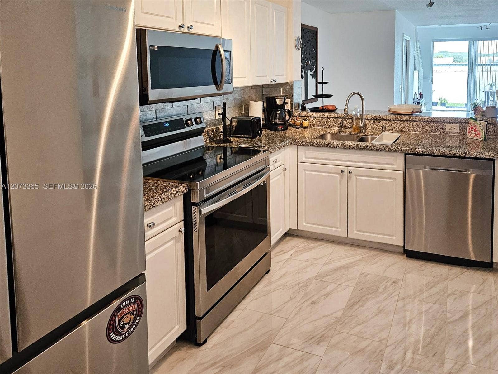 4135 Crystal Lake Drive, Deerfield Beach, FL 33064 Photo 6