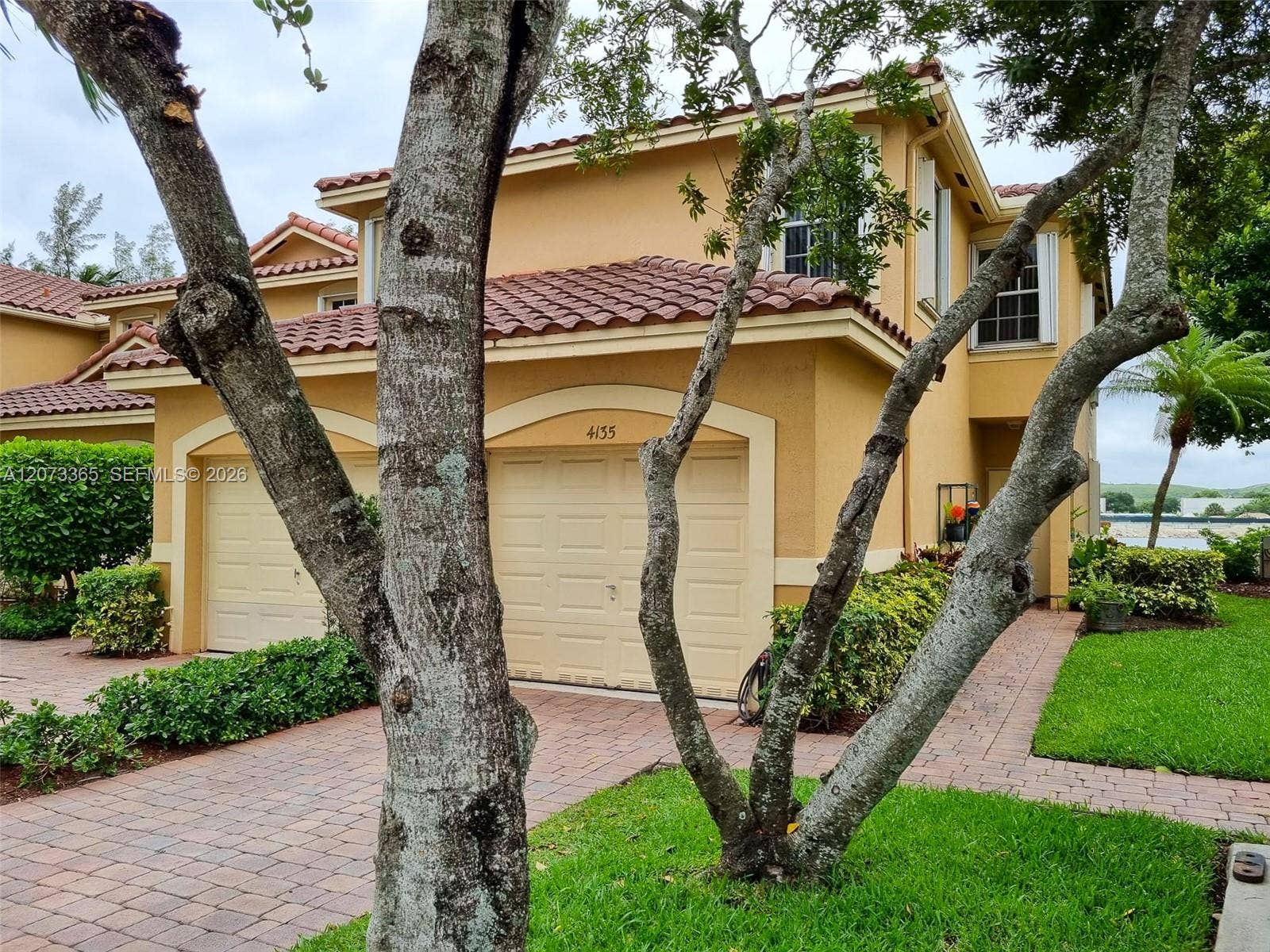 4135 Crystal Lake Drive, Deerfield Beach, FL 33064 Photo 1