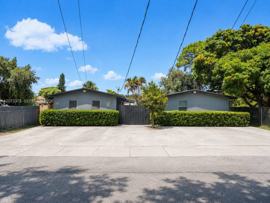 Property photo for 535 NW 13th Avenue, Fort Lauderdale, FL