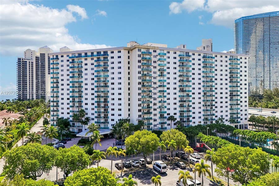 Property photo for 19370 Collins Avenue, #1120, Sunny Isles Beach, FL
