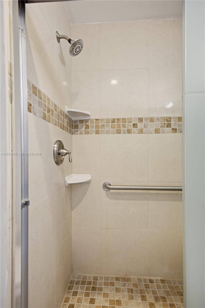 8635 SW 15th Street, Pembroke Pines, FL 33025 Photo 23