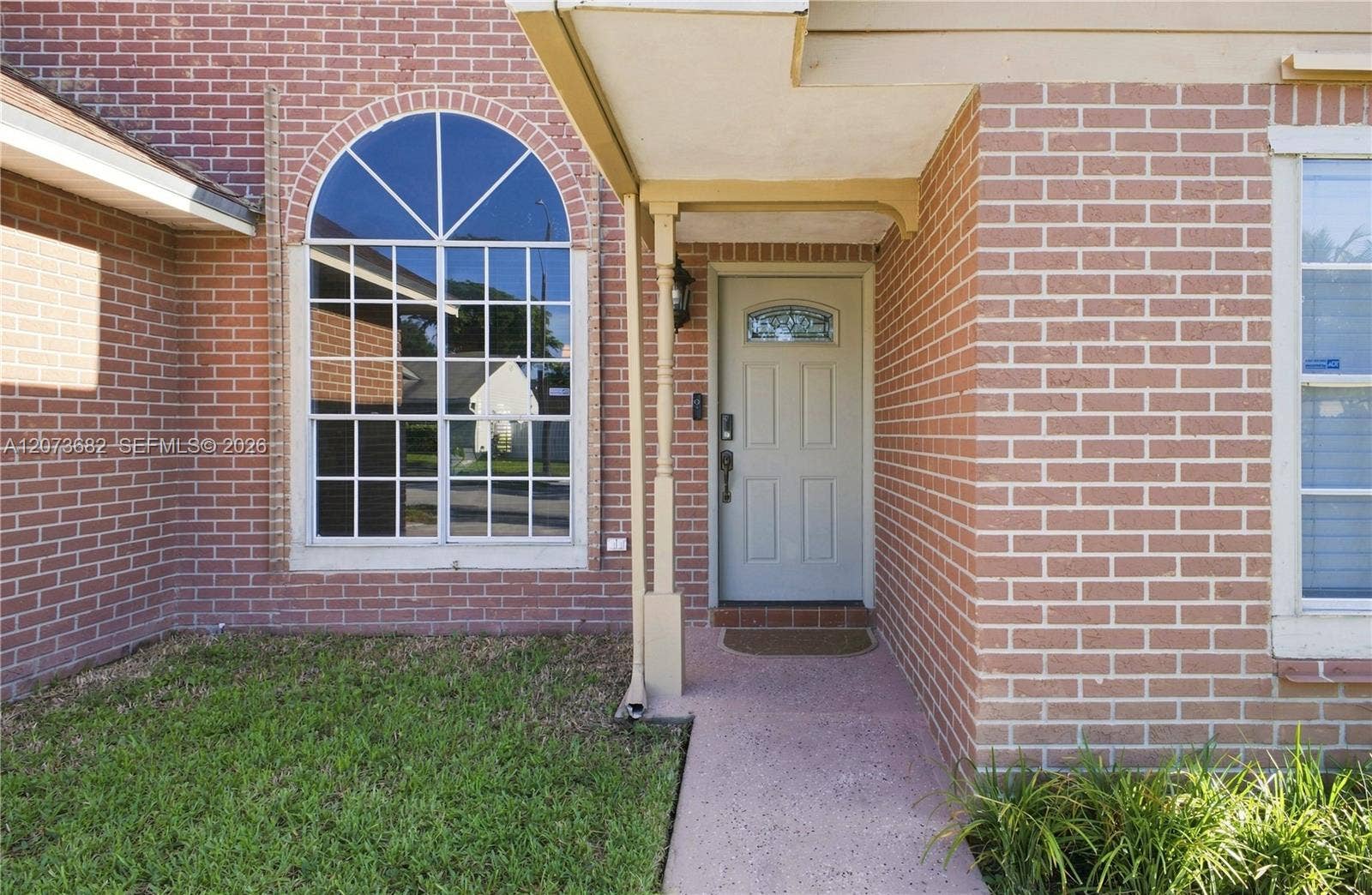 8635 SW 15th Street, Pembroke Pines, FL 33025 Photo 2