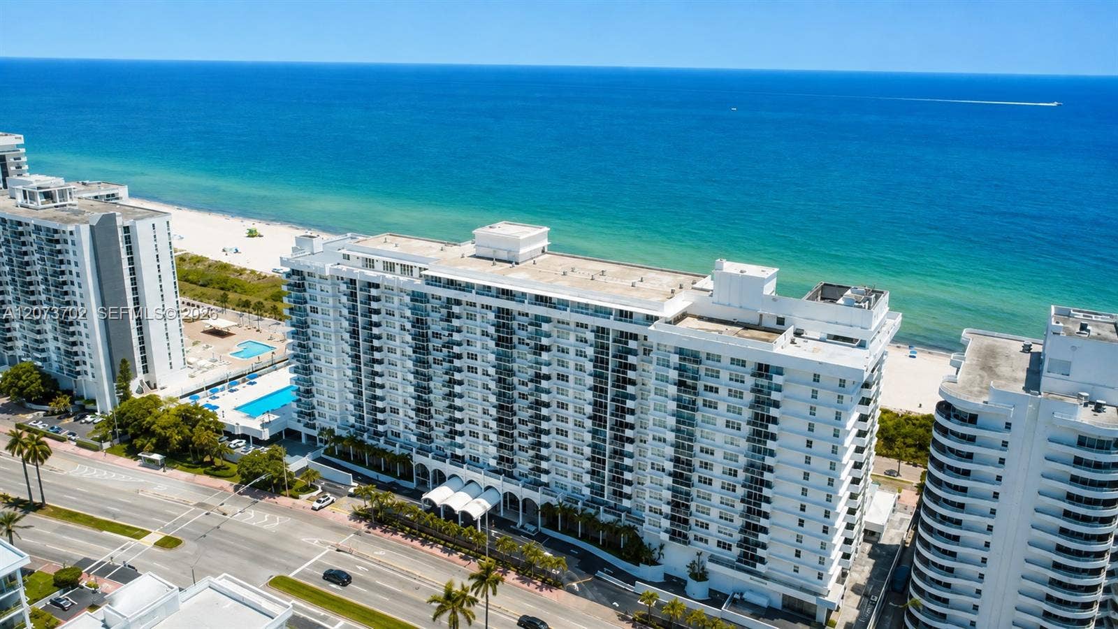 5601 Collins Avenue, #1009, Miami Beach, FL 33140 Building