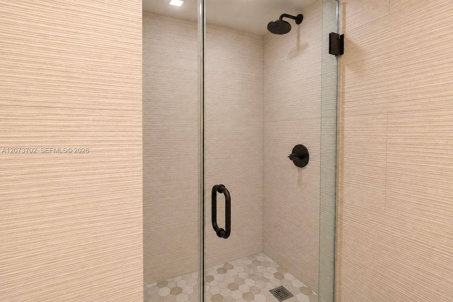 5601 Collins Avenue, #1009, Miami Beach, FL 33140 Second bathroom