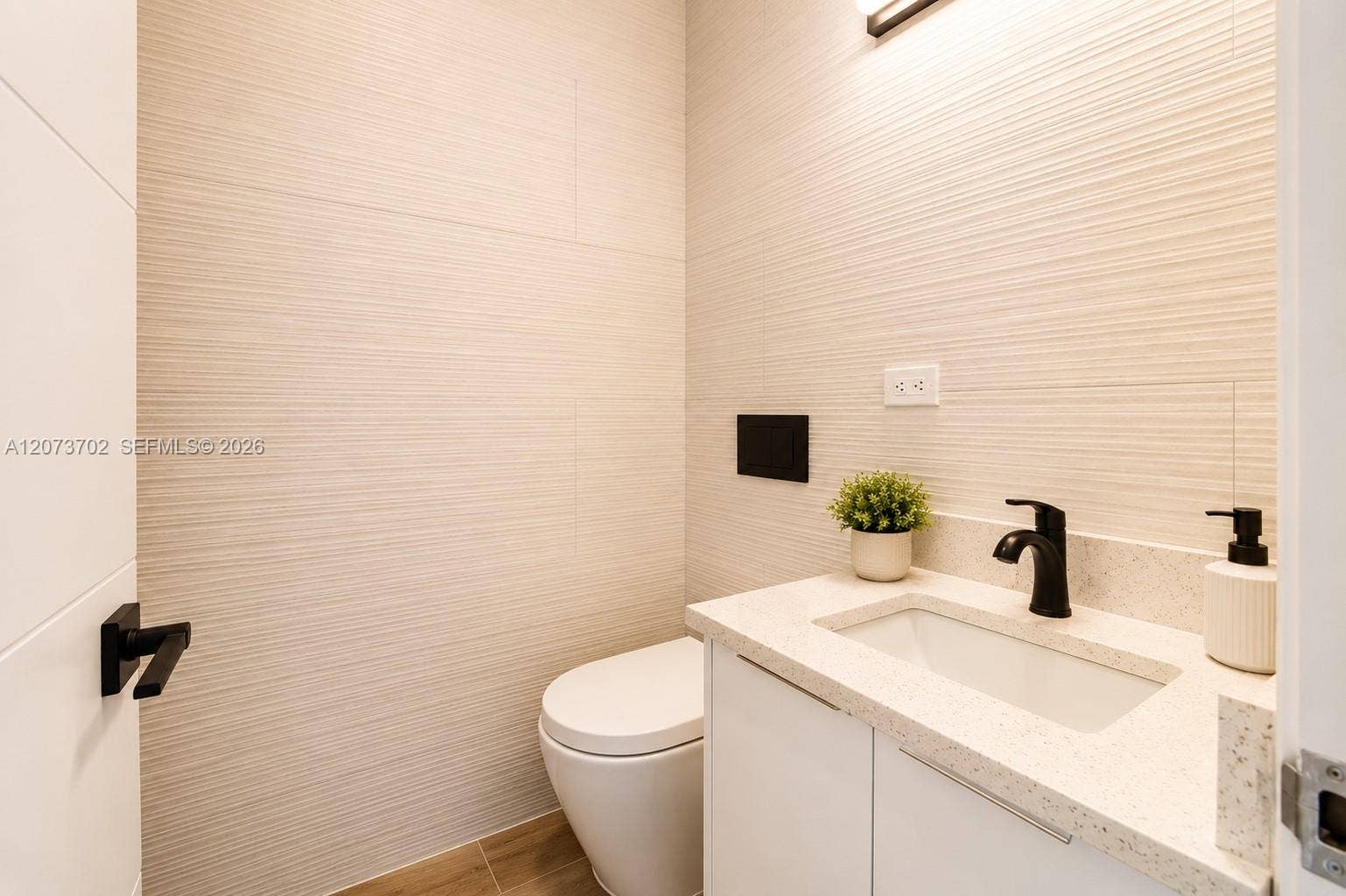 5601 Collins Avenue, #1009, Miami Beach, FL 33140 second