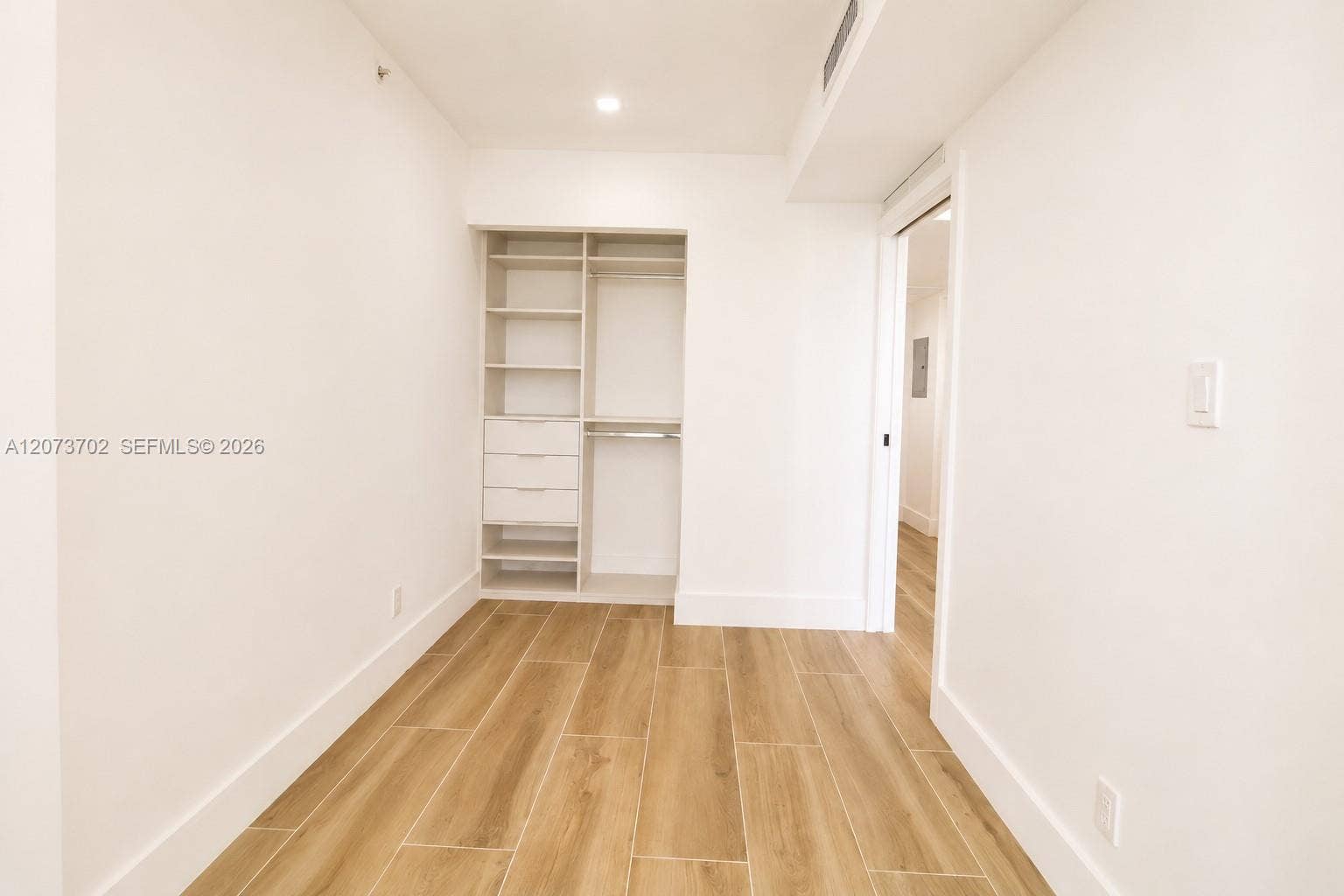 5601 Collins Avenue, #1009, Miami Beach, FL 33140 Second Bedroom or Den