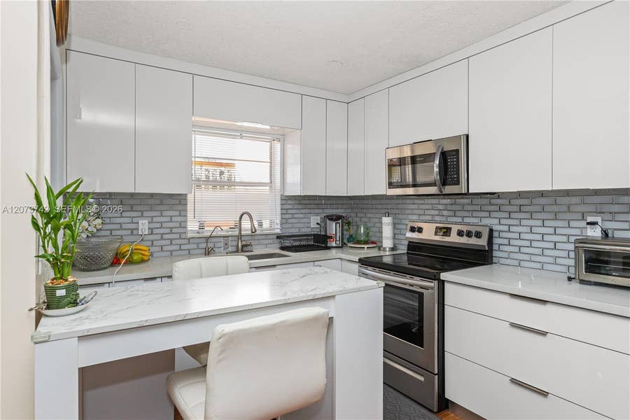 Property photo for 5300 Washington Street, #E209, Hollywood, FL