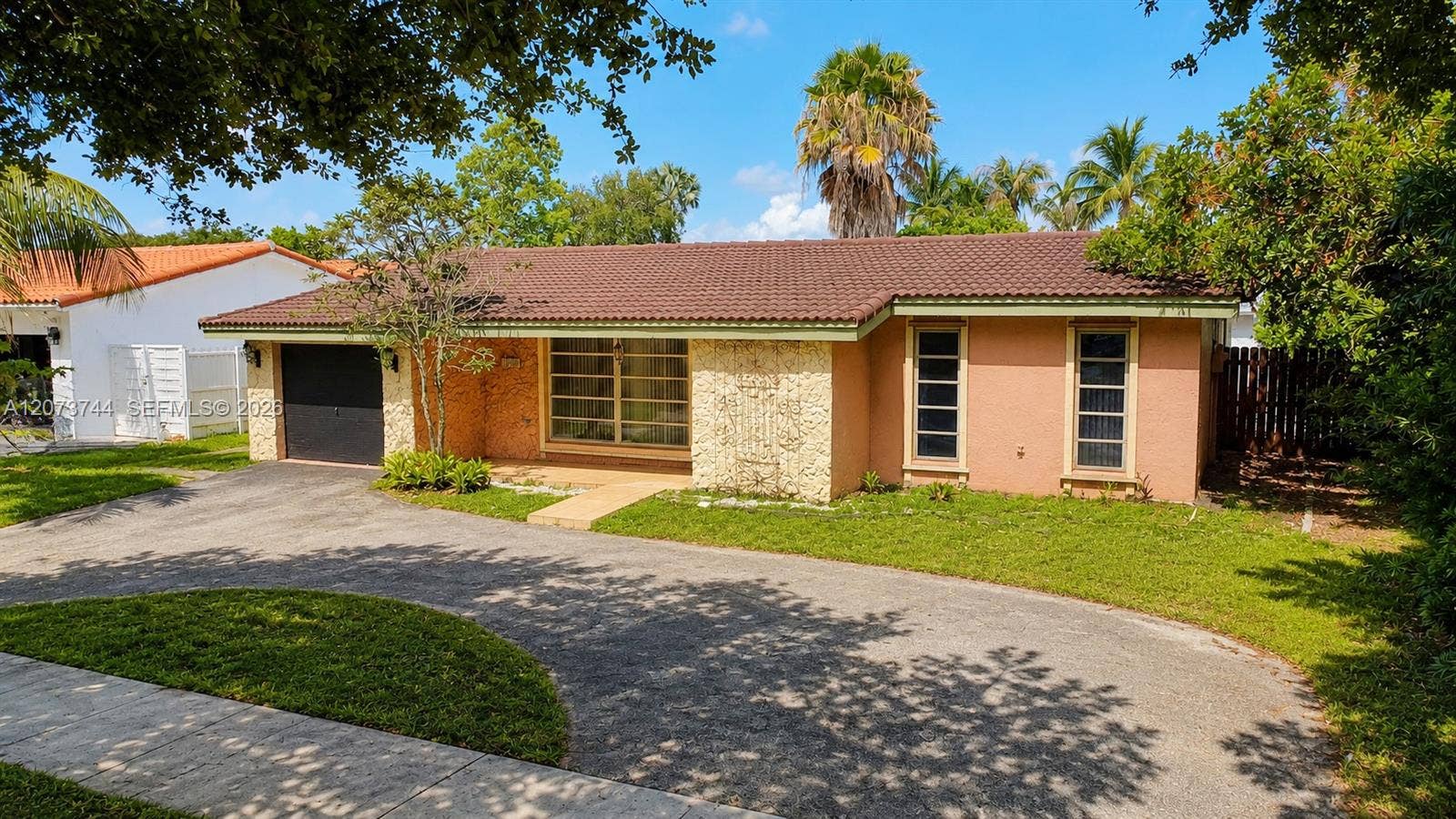 1060 N Douglas Road, Pembroke Pines, FL 33024 Photo 1