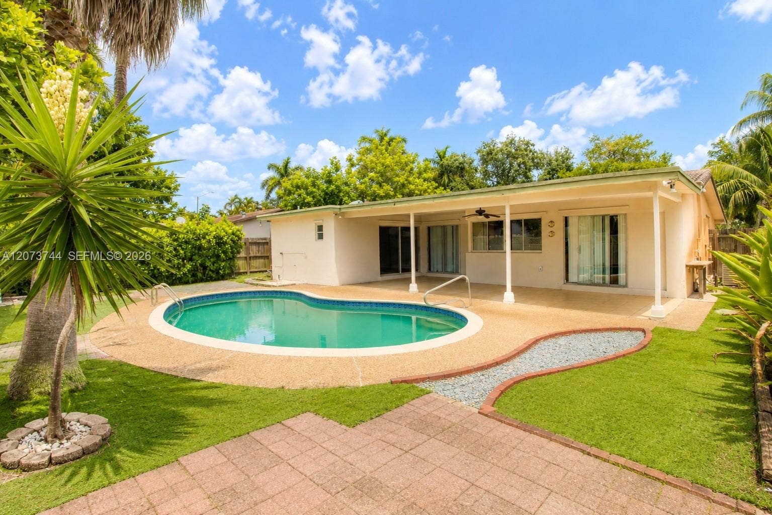 1060 N Douglas Road, Pembroke Pines, FL 33024 Photo 25