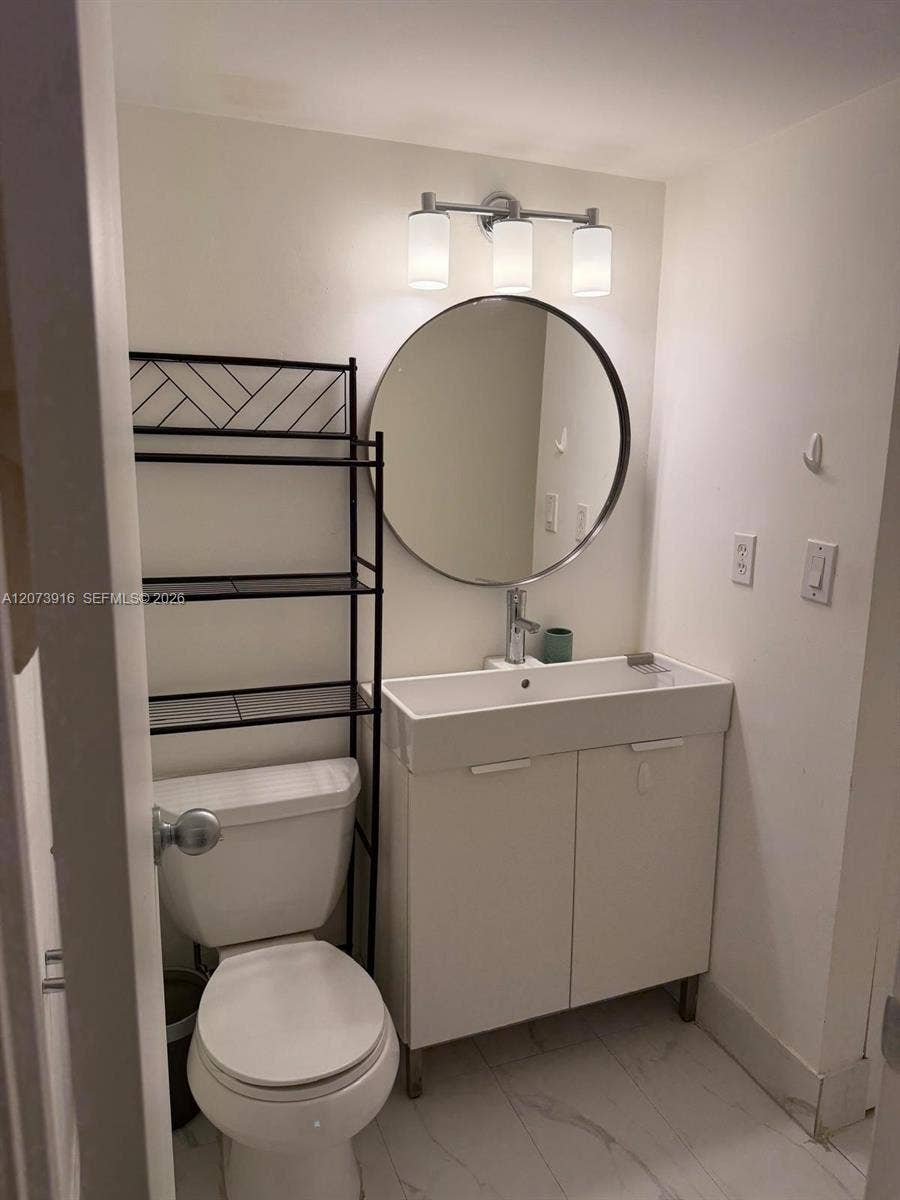 3475 N Country Club Drive, #309, Aventura, FL 33180 Photo 8
