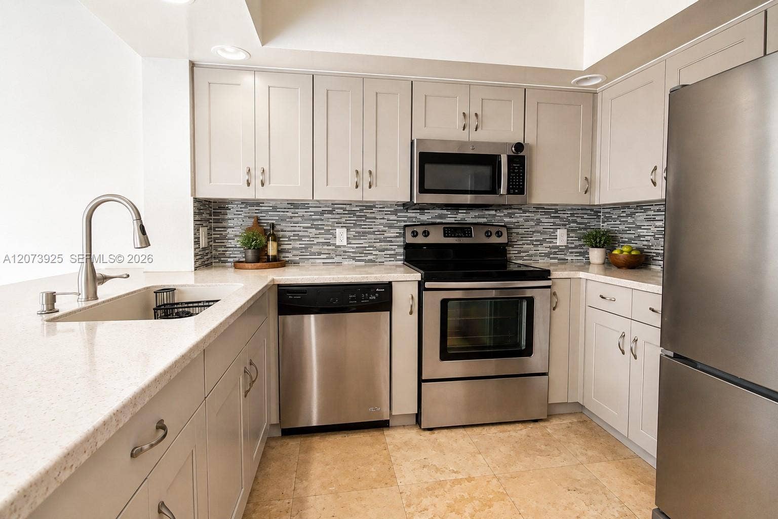 110 N Federal Highway, #703, Fort Lauderdale, FL 33301 Photo 4