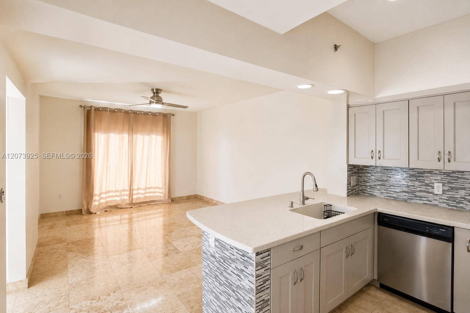 110 N Federal Highway, #703, Fort Lauderdale, FL 33301 Photo 13