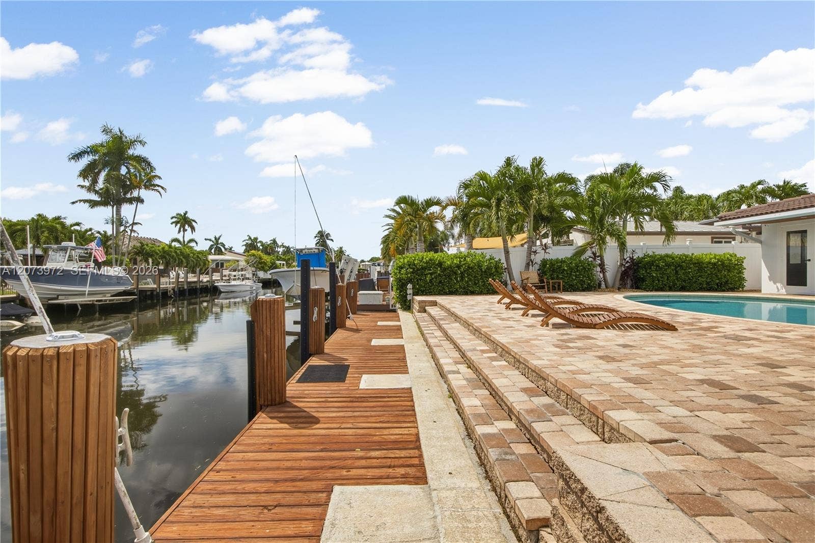 800 SE 3rd Terrace, Pompano Beach, FL 33060 Photo 2