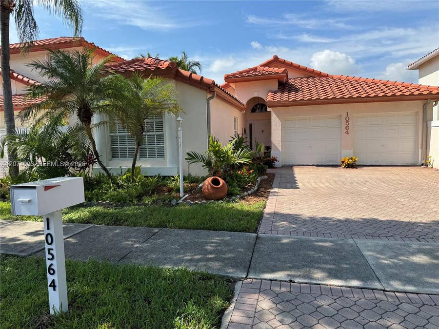 Property photo for 10564 NW 57th Street, Doral, FL