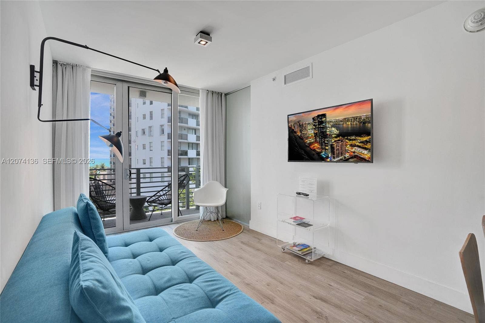 6080 Collins Avenue, #520, Miami Beach, FL 33140 Photo 1
