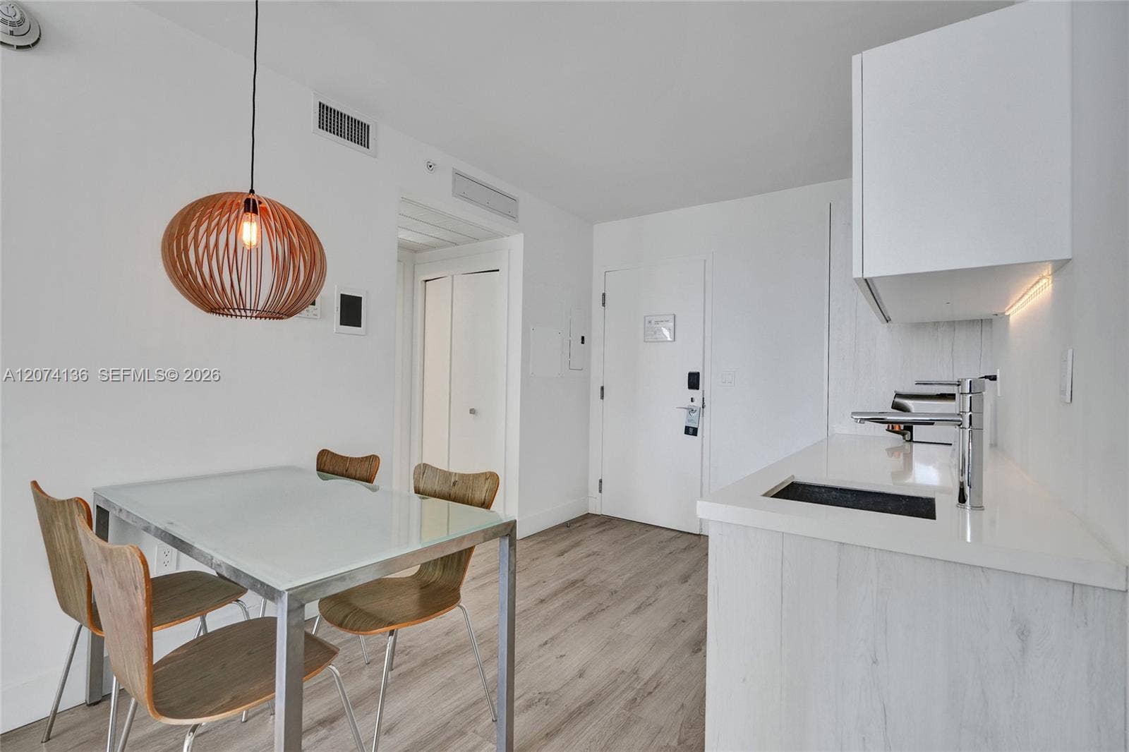 6080 Collins Avenue, #520, Miami Beach, FL 33140 Photo 8