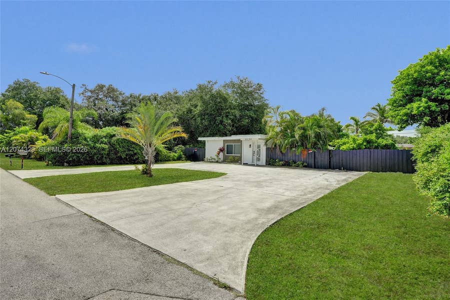 Property photo for 6104 SW 33rd Street, Miramar, FL