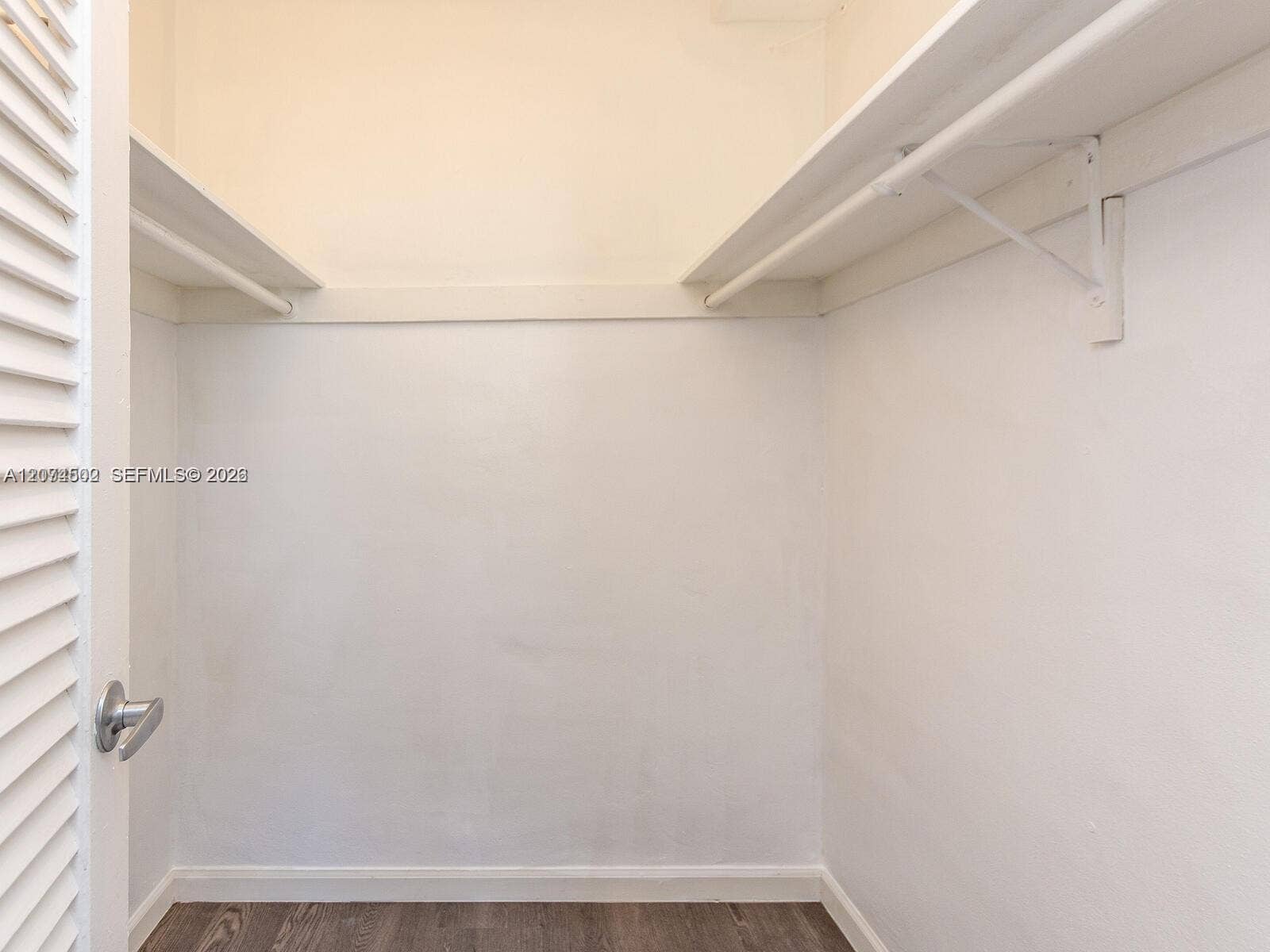 2ND BEDROOM WALK IN CLOSET