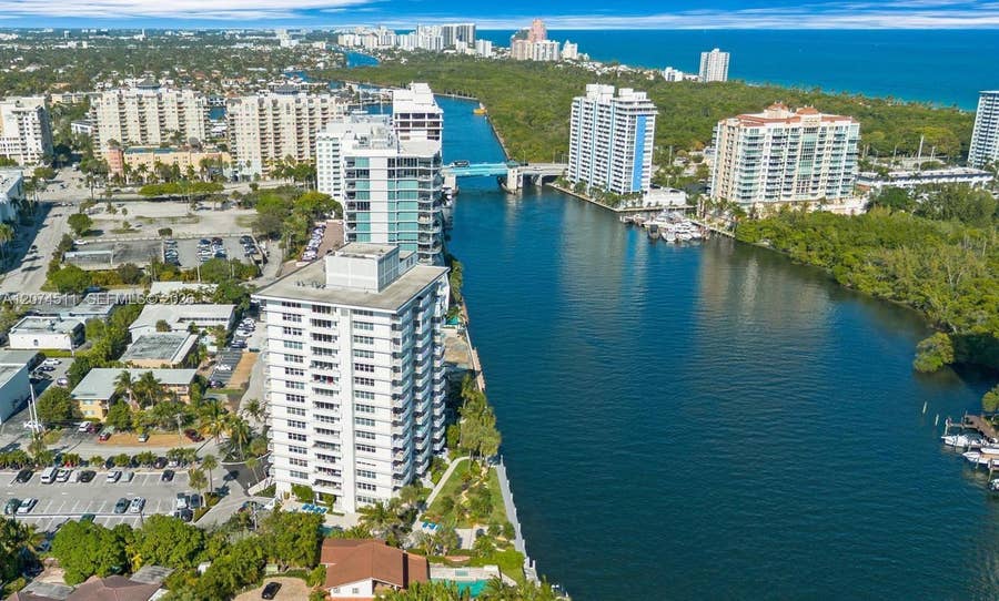 Property photo for 888 Intracoastal Drive, #6E, Fort Lauderdale, FL