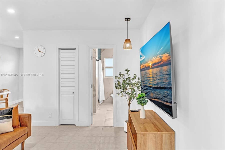Property photo for 1941 Washington Street, #5, Hollywood, FL