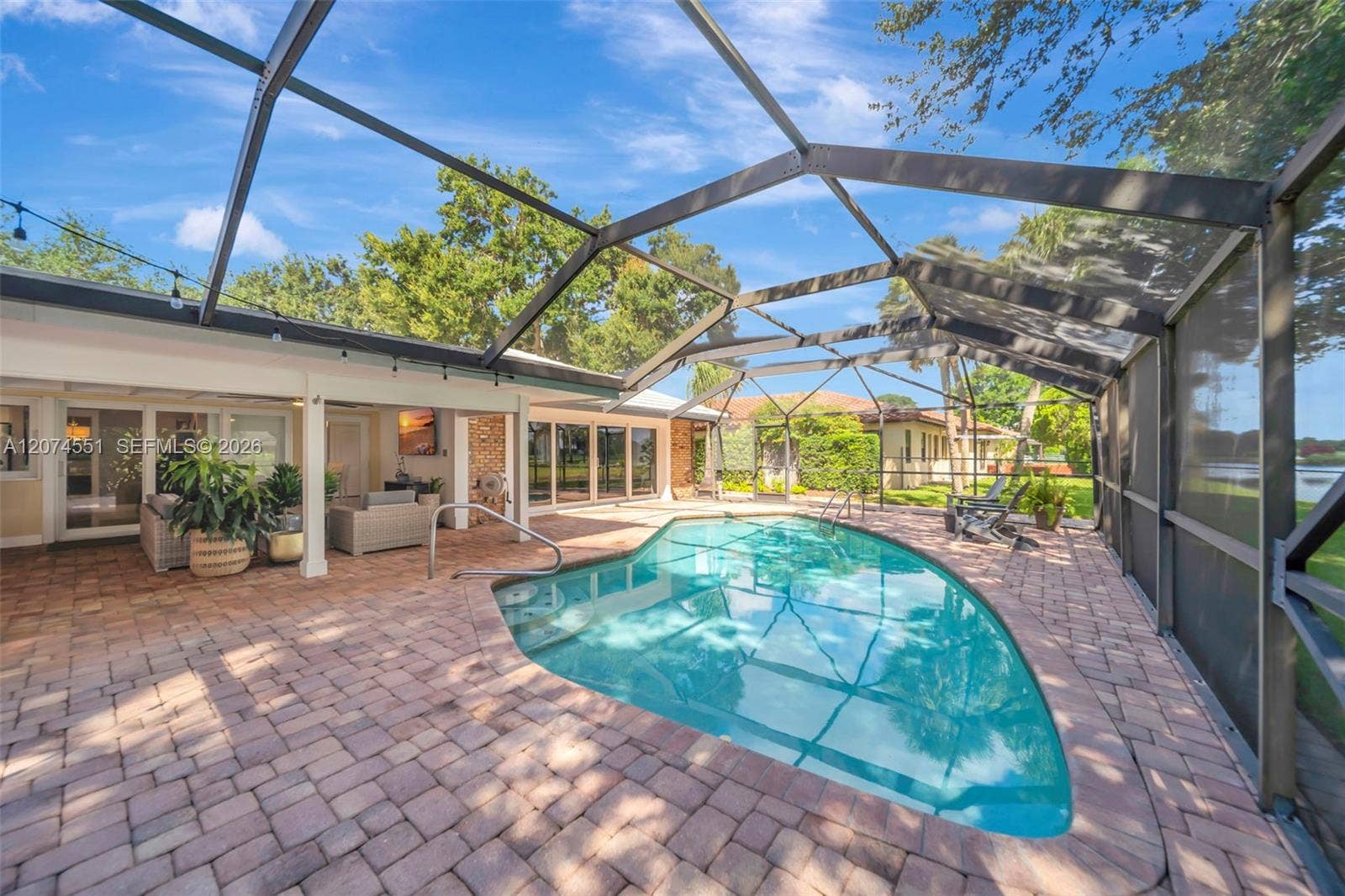 560 W Tropical Way, Plantation, FL 33317 Photo 64