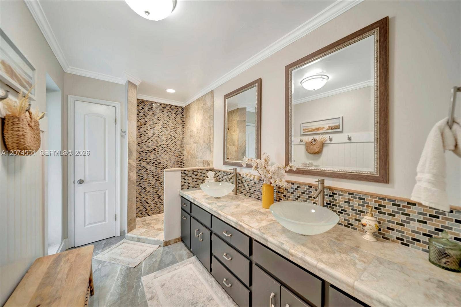 560 W Tropical Way, Plantation, FL 33317 Photo 37
