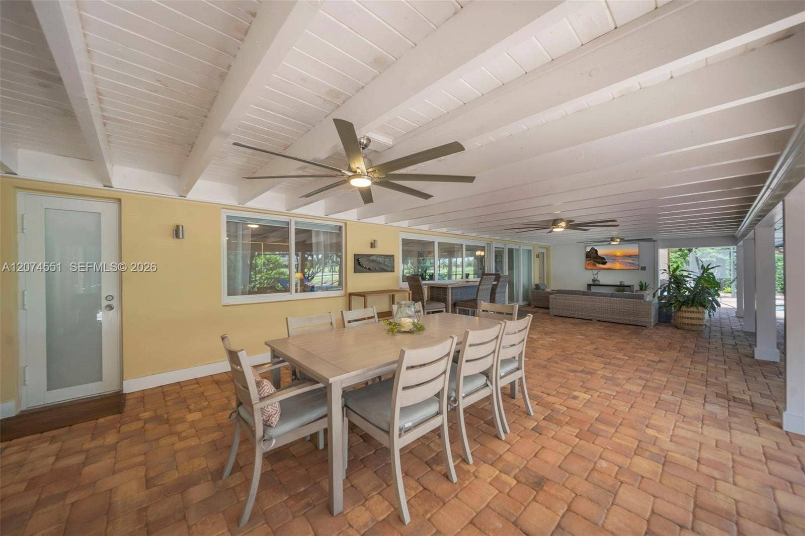 560 W Tropical Way, Plantation, FL 33317 Photo 60