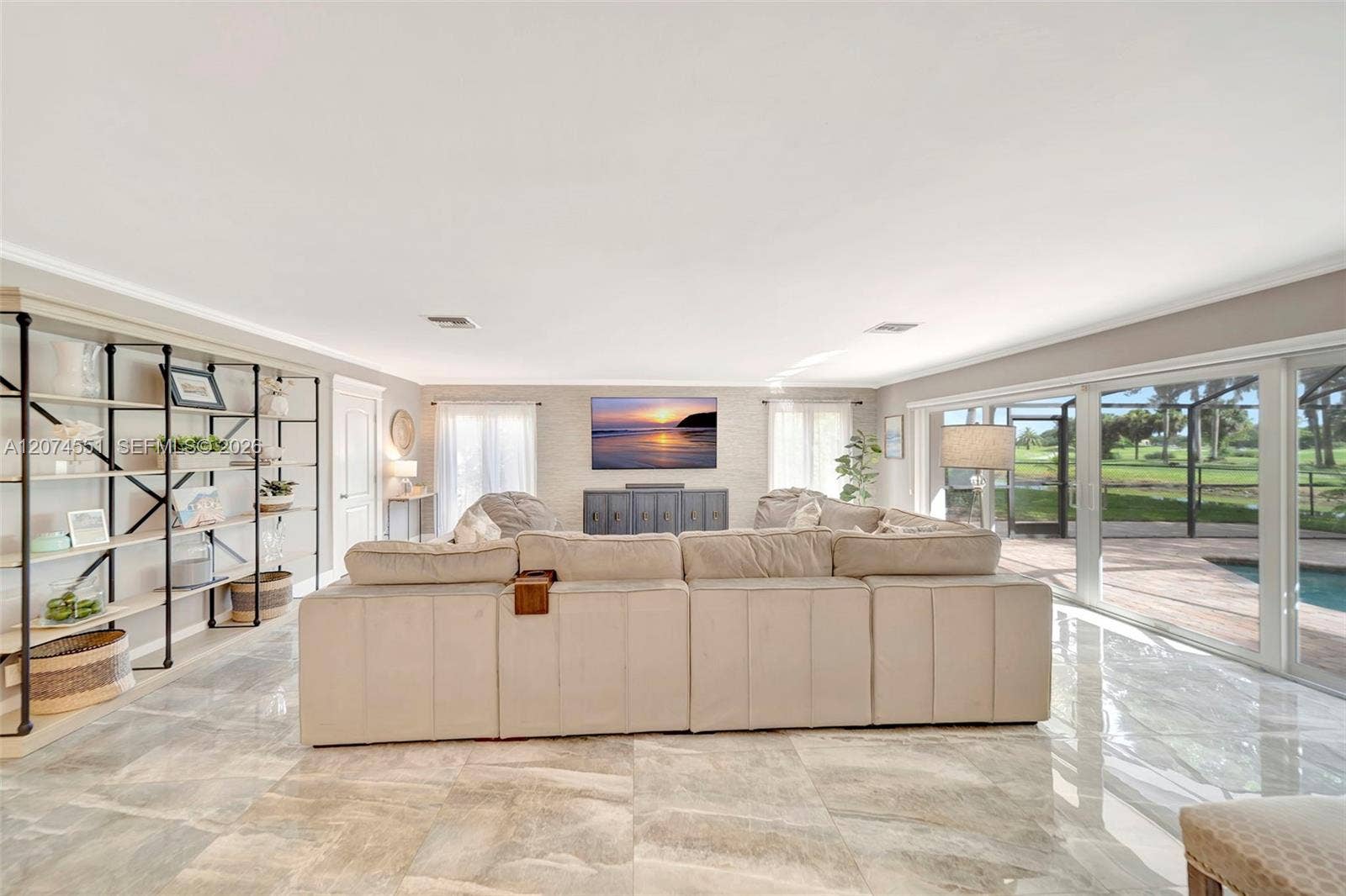 560 W Tropical Way, Plantation, FL 33317 Photo 19
