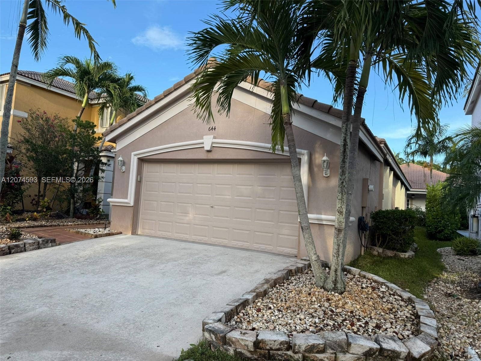 644 Conservation Drive, Weston, Weston, FL 33327 Photo 2