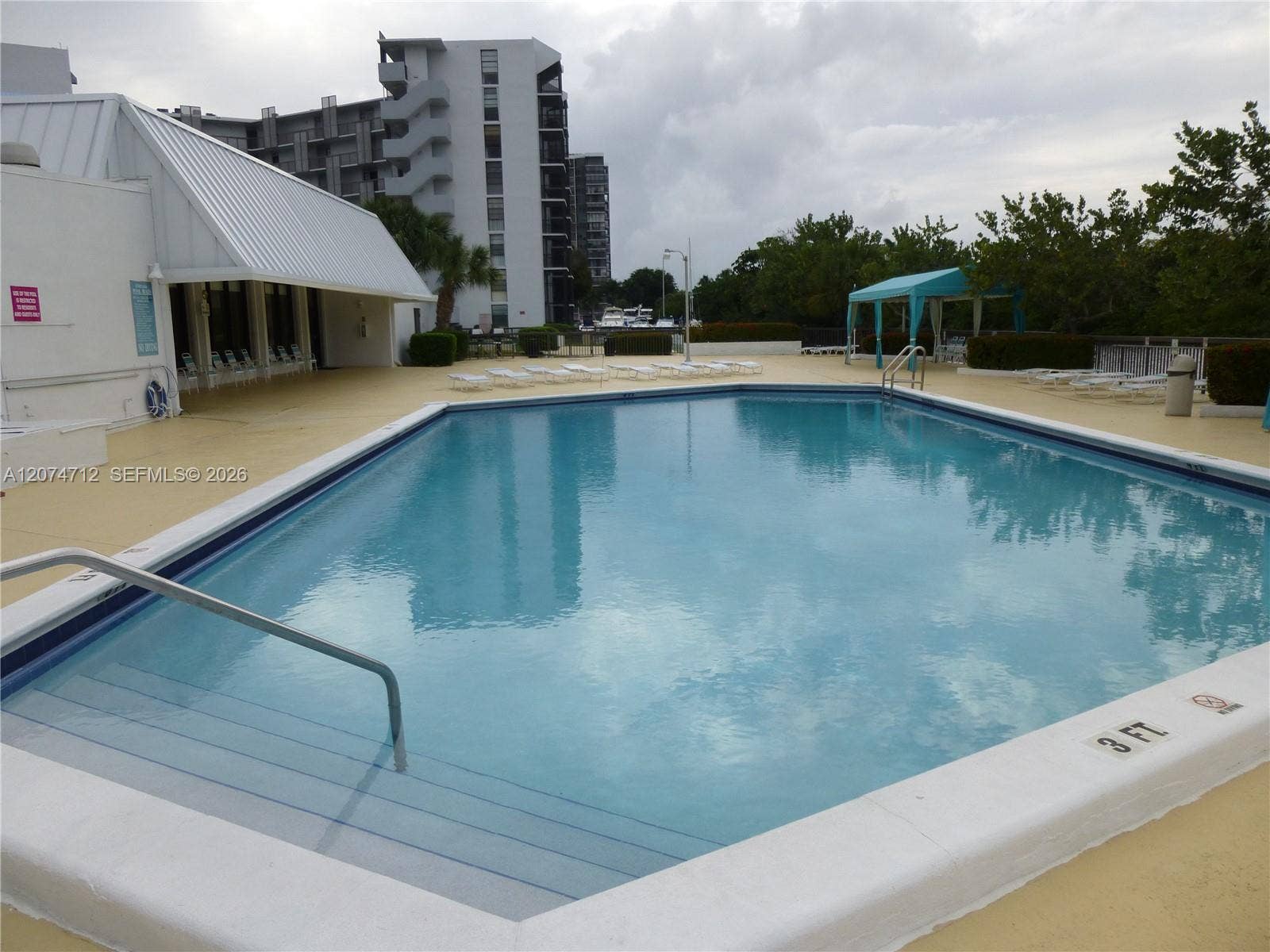3401 N Country Club Drive, #EI403, Aventura, FL 33180 Original