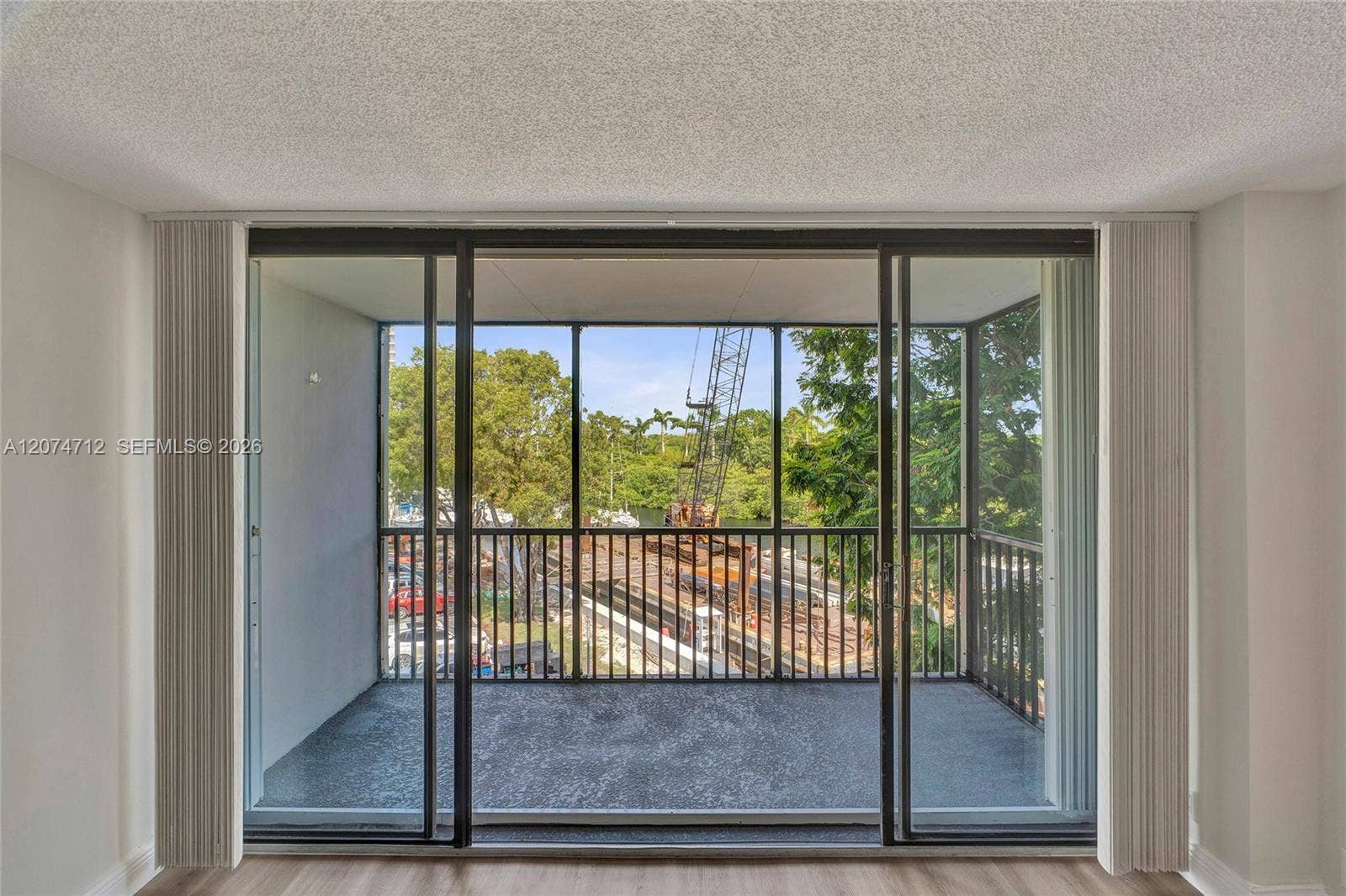 3401 N Country Club Drive, #EI403, Aventura, FL 33180 Photo 33