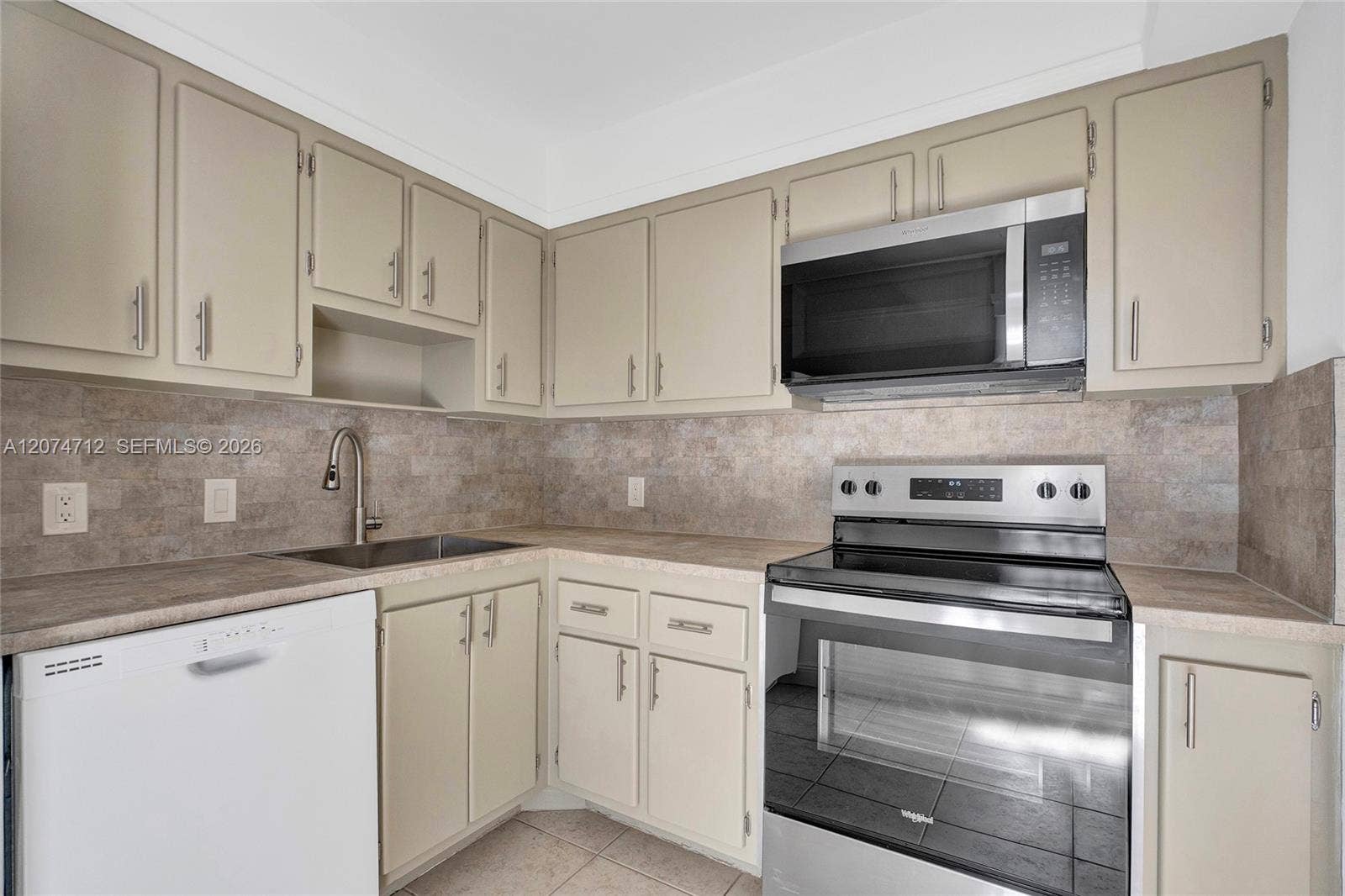 3401 N Country Club Drive, #EI403, Aventura, FL 33180 Photo 29